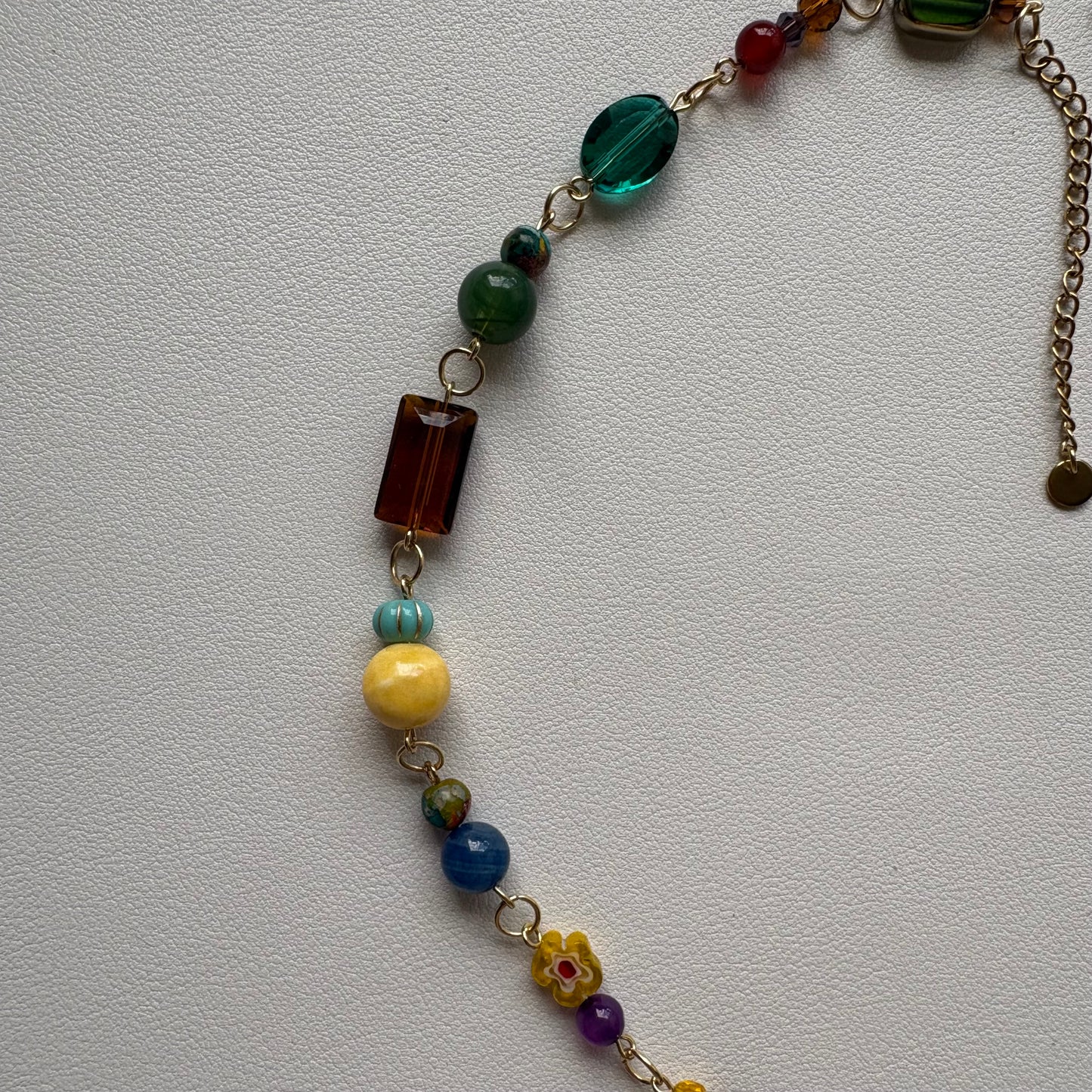 the groovy necklace