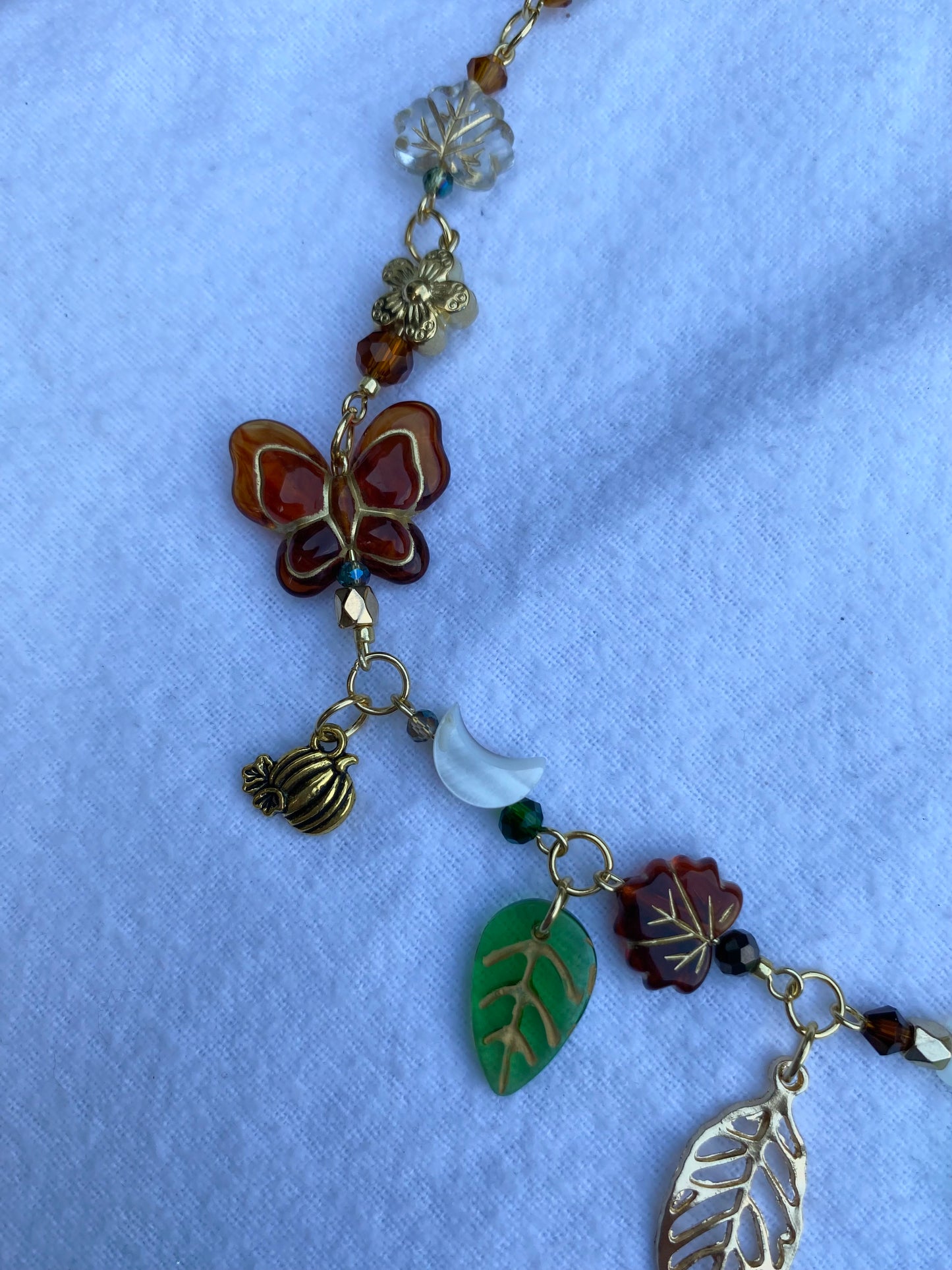 essence of autumn necklace