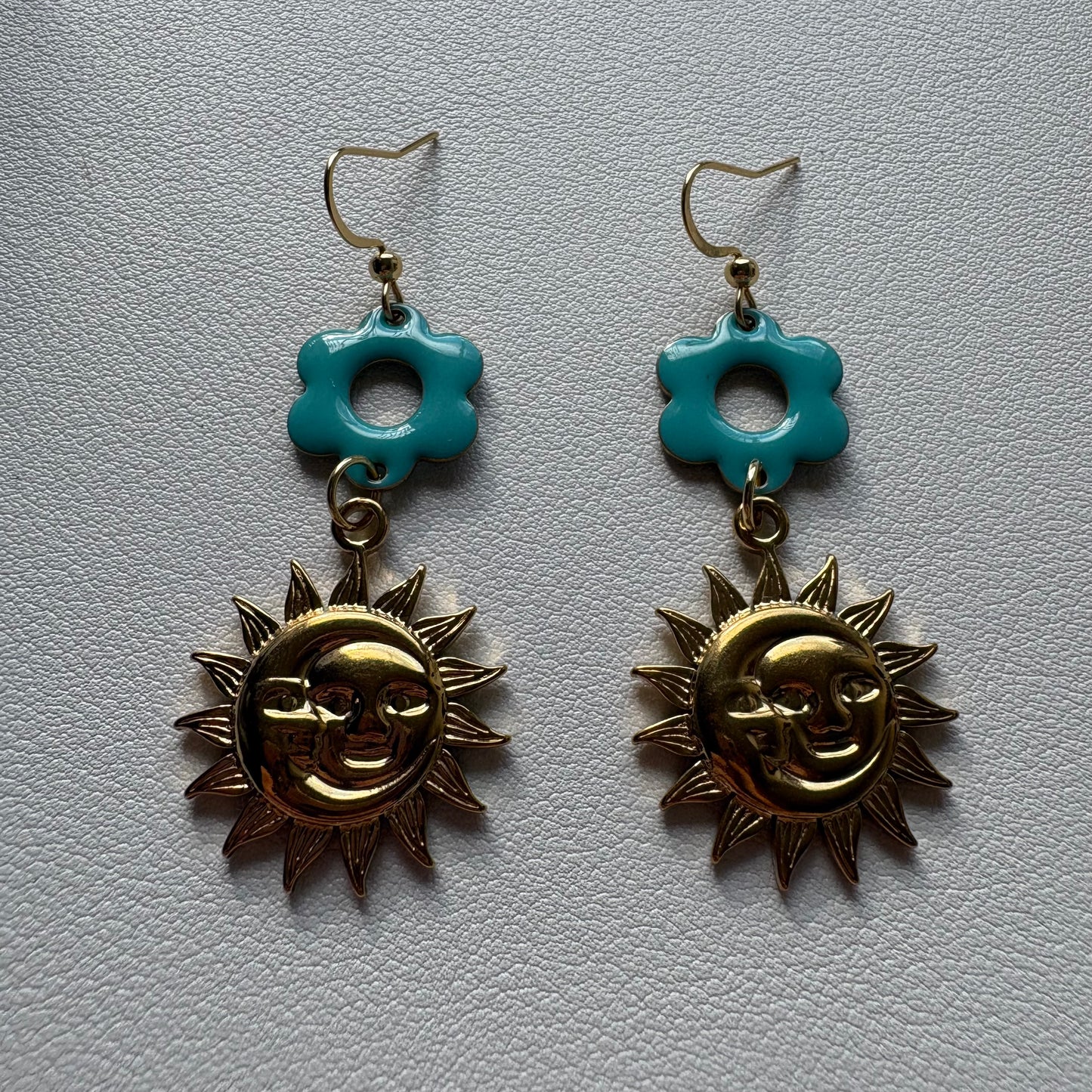 honeycomb flower earrings