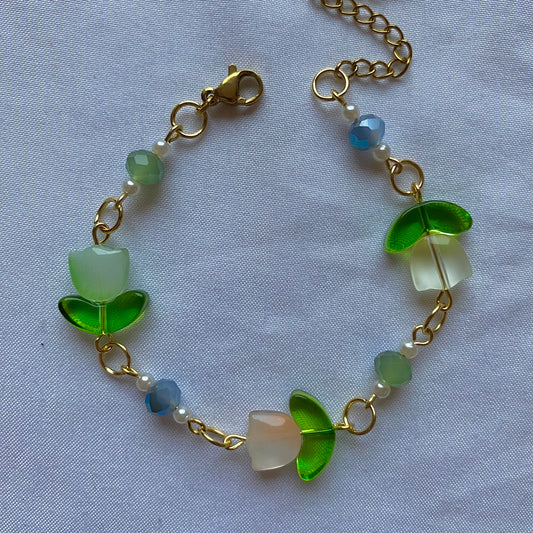 tulip bouquet bracelet