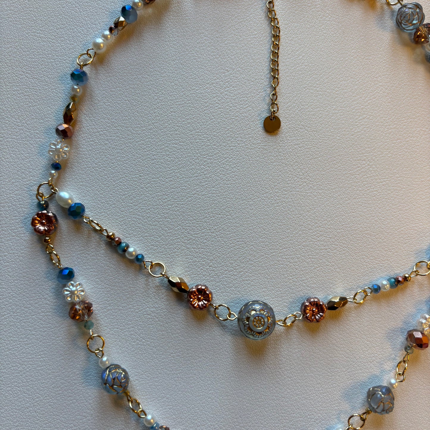 lola la cava necklace