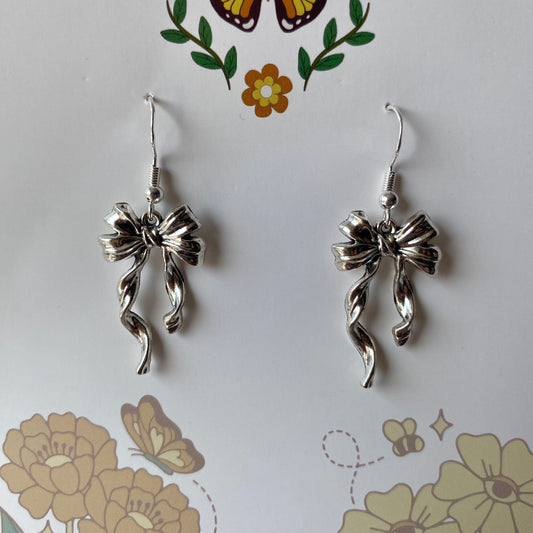 bow earrings