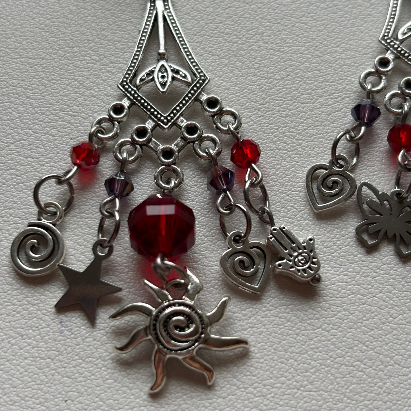 everybody scream earrings