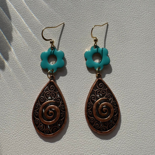groovy flower earrings