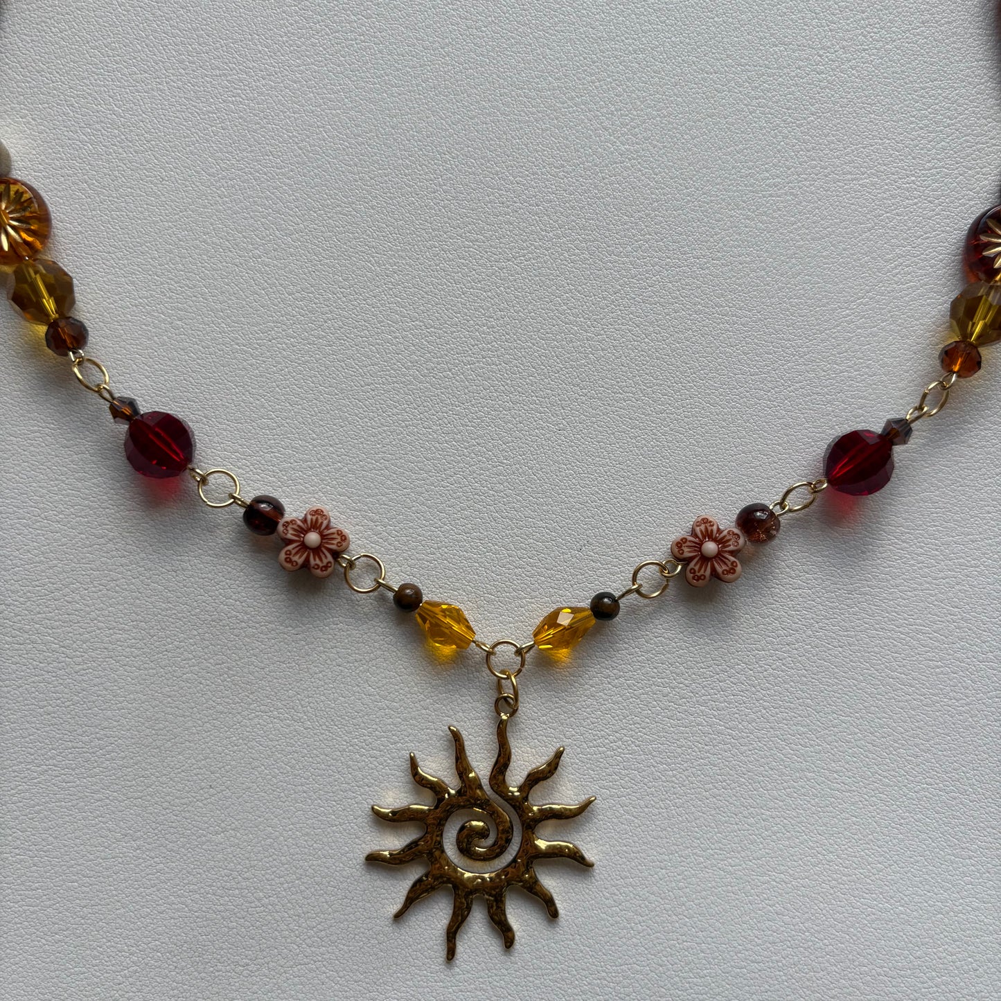 70s summer necklace