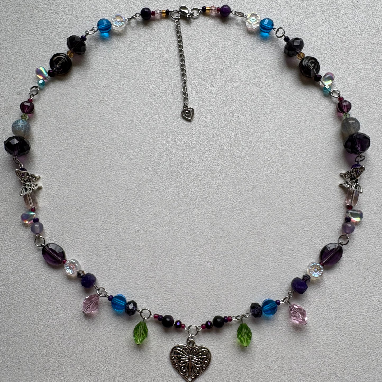 Dolly’s diamonds and rhinestones necklace