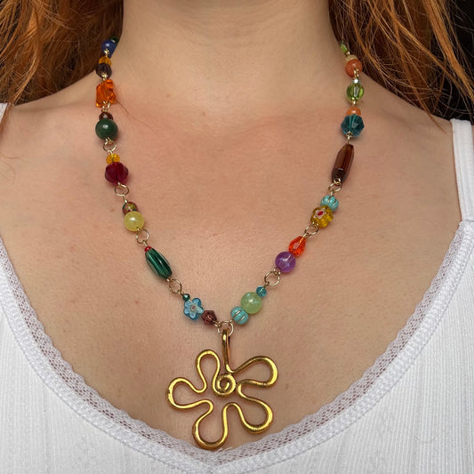 the groovy necklace